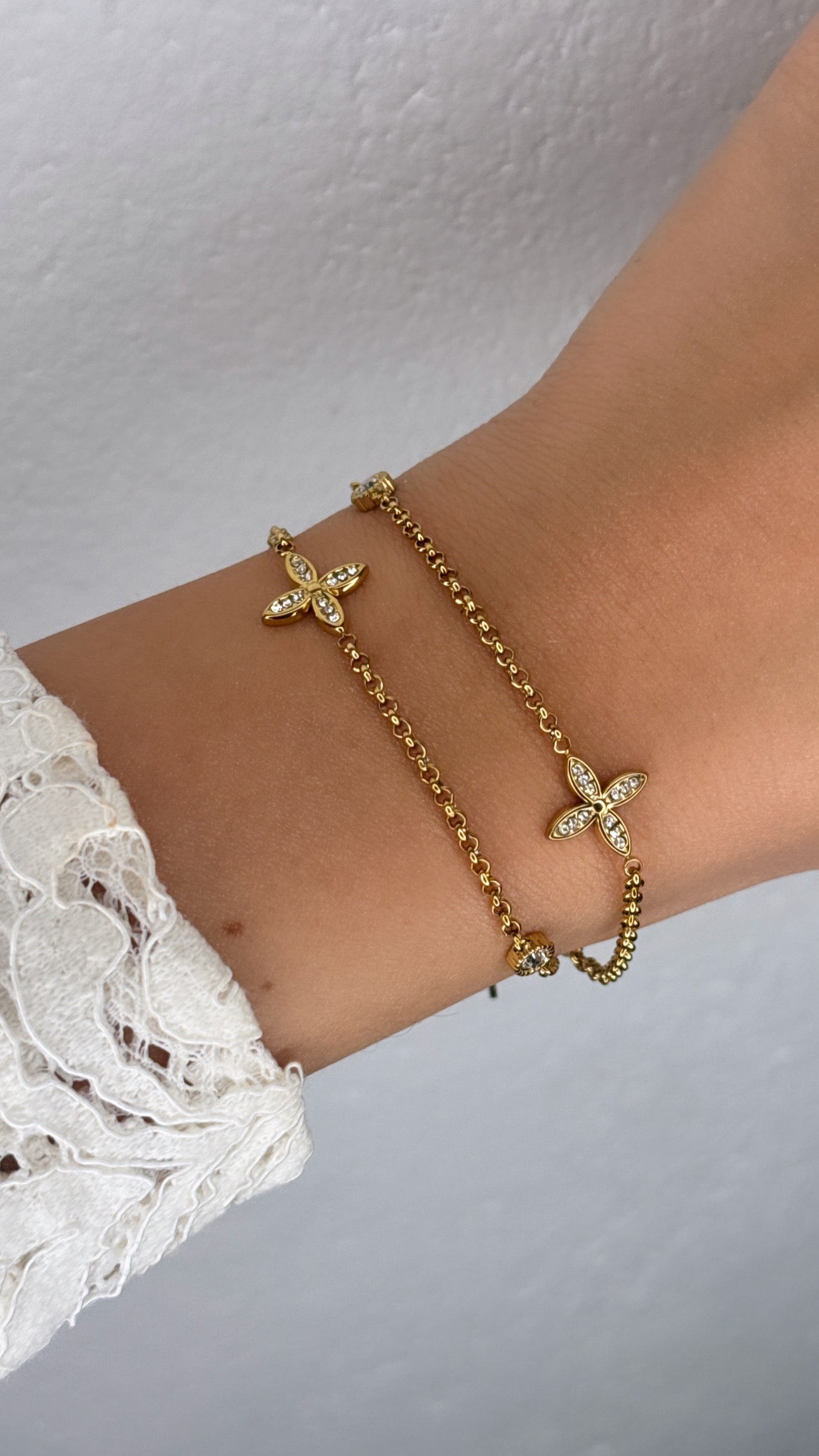Petal d’or armband